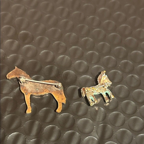 Horse and Pony Enamel Pins - Picture 2 of 4